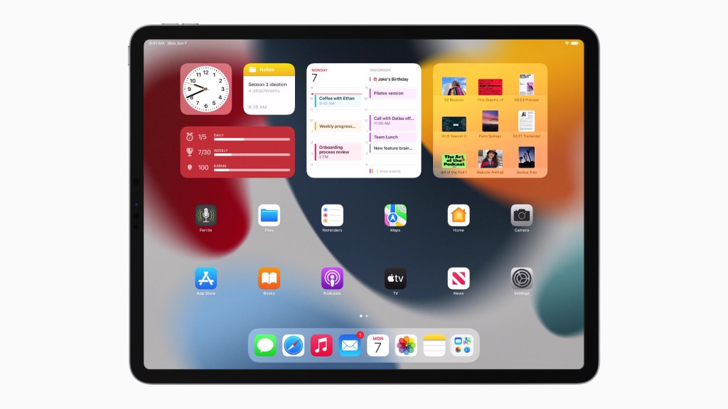 Picture of: Apple previews new iPad productivity features with iPadOS  – Apple